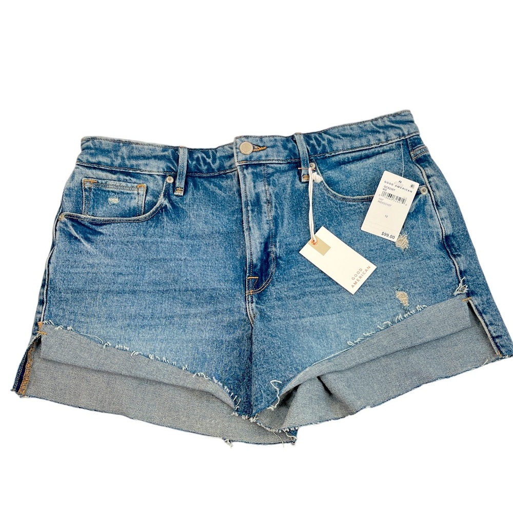 Good American Good Curve Shorts